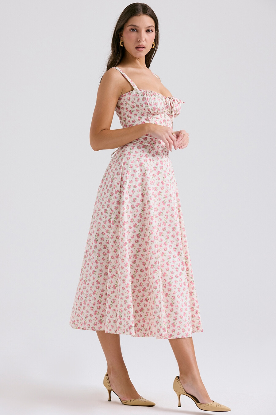 weißes baumwoll-bustierkleid mit rosenknospenmuster