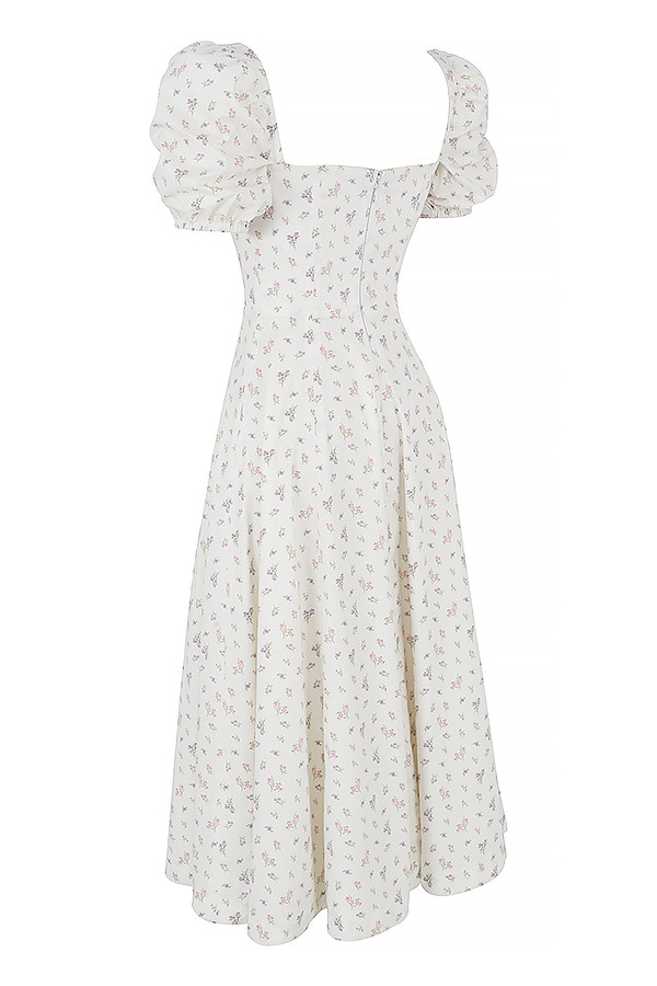 weißes midikleid mit blumenmuster und puffärmeln