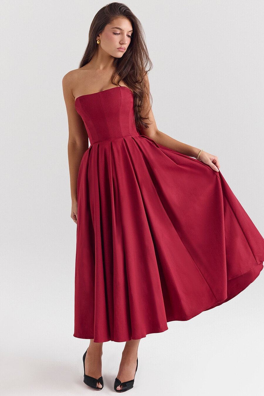 beerenfarbenes trägerloses midikleid mit abnehmbarer schleife