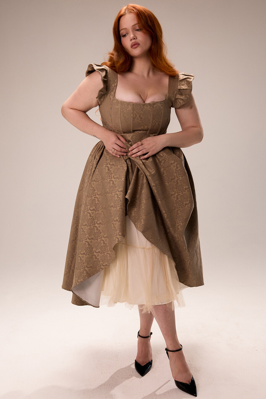 goldfarbenes jacquard-midikleid mit abnehmbarer schleife