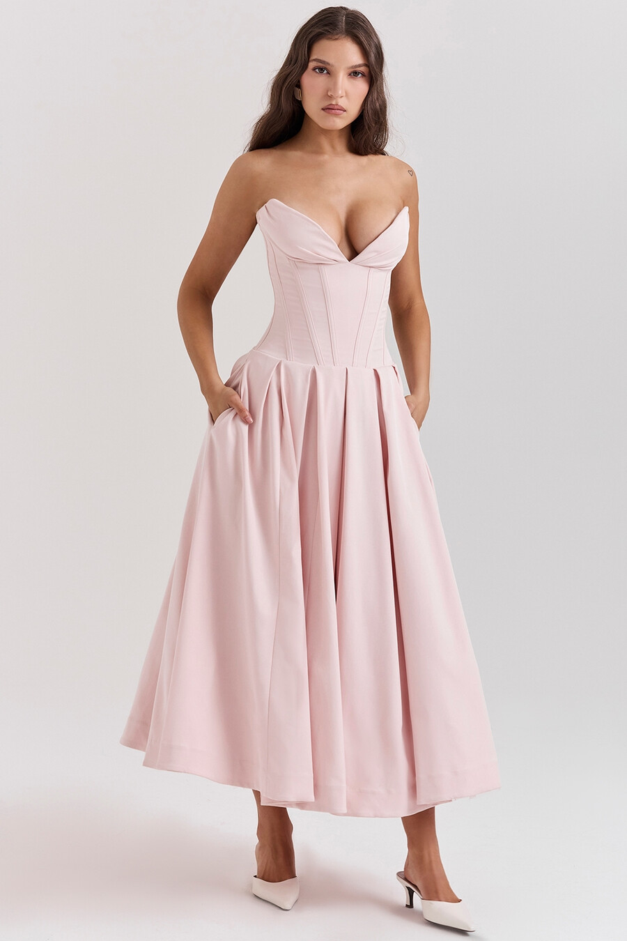 ballerina-rosa trägerloses midikleid