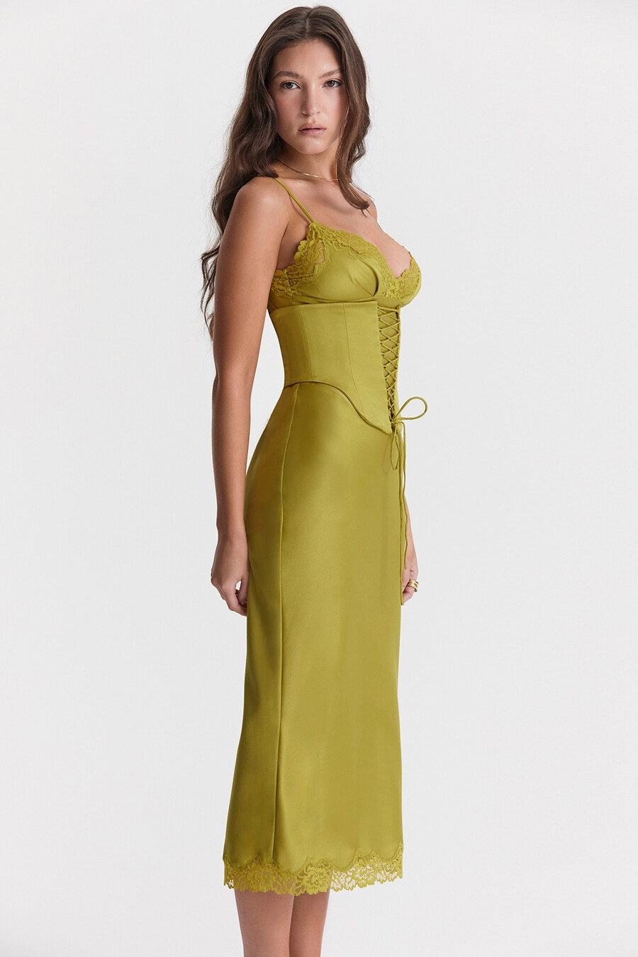 chartreuse satin slipkleid