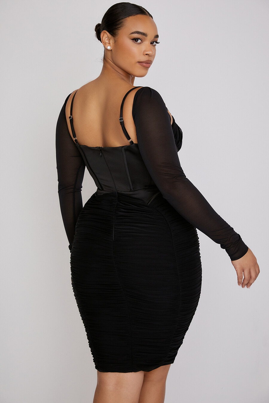 schwarzes korsettkleid mit raffungen