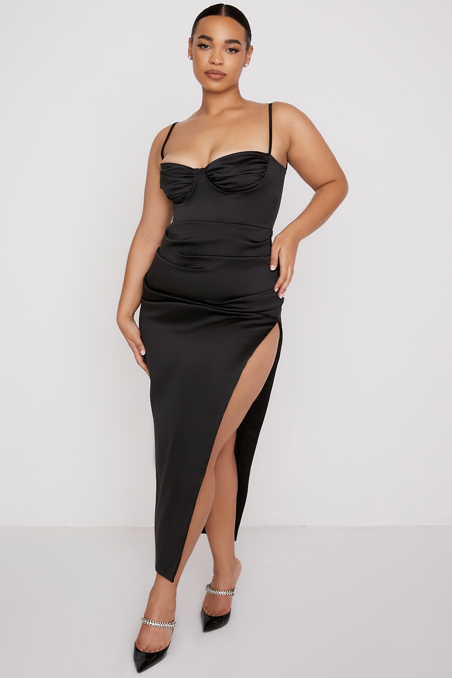 schwarzes satin-plissee-korsett-midikleid