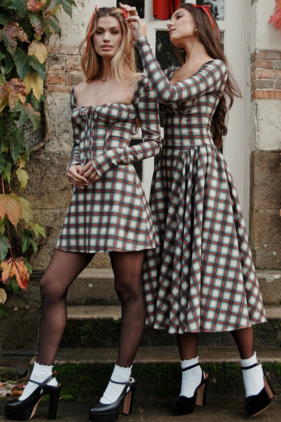 rotes tartan-korsett-midikleid