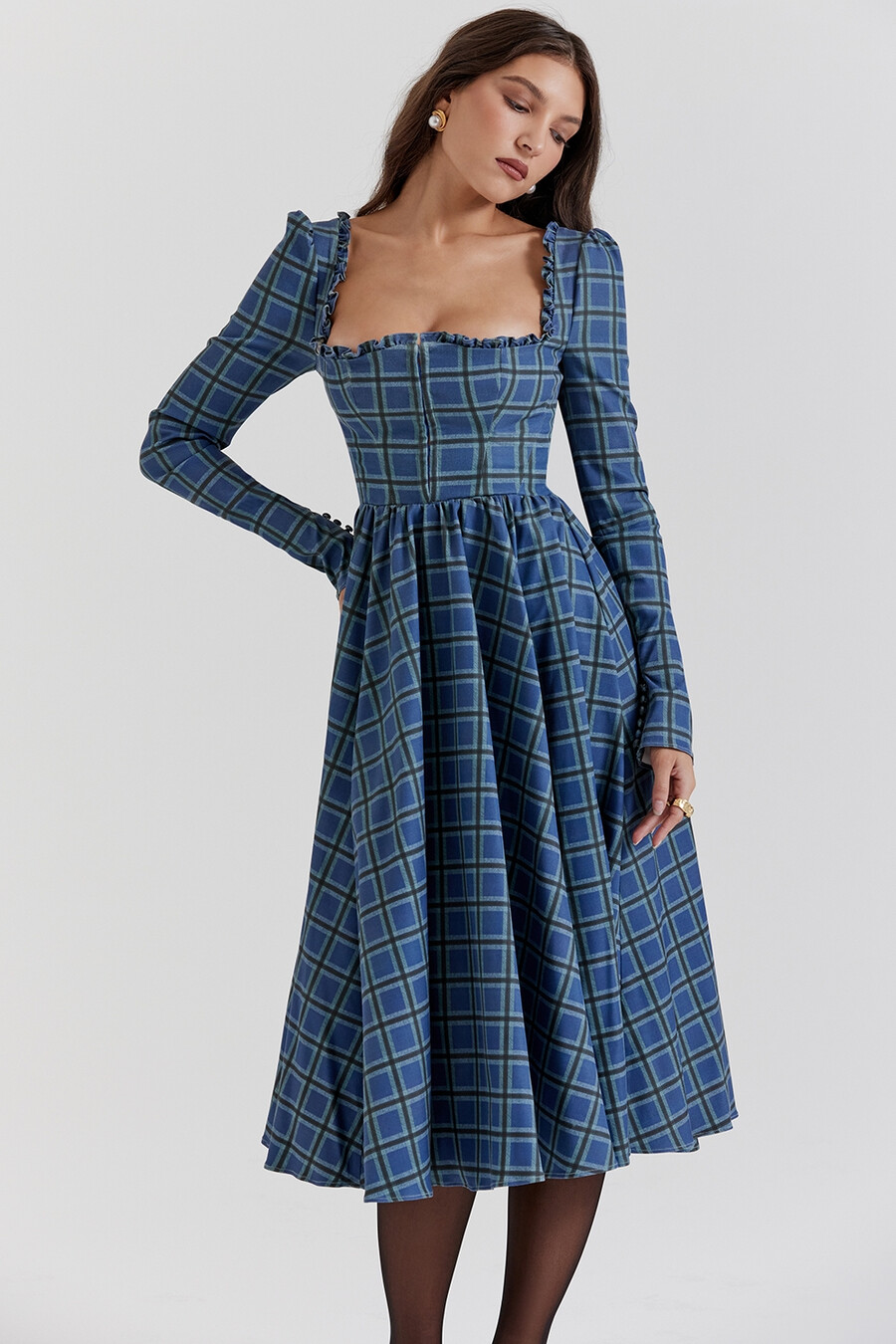blaues tartan-midikleid
