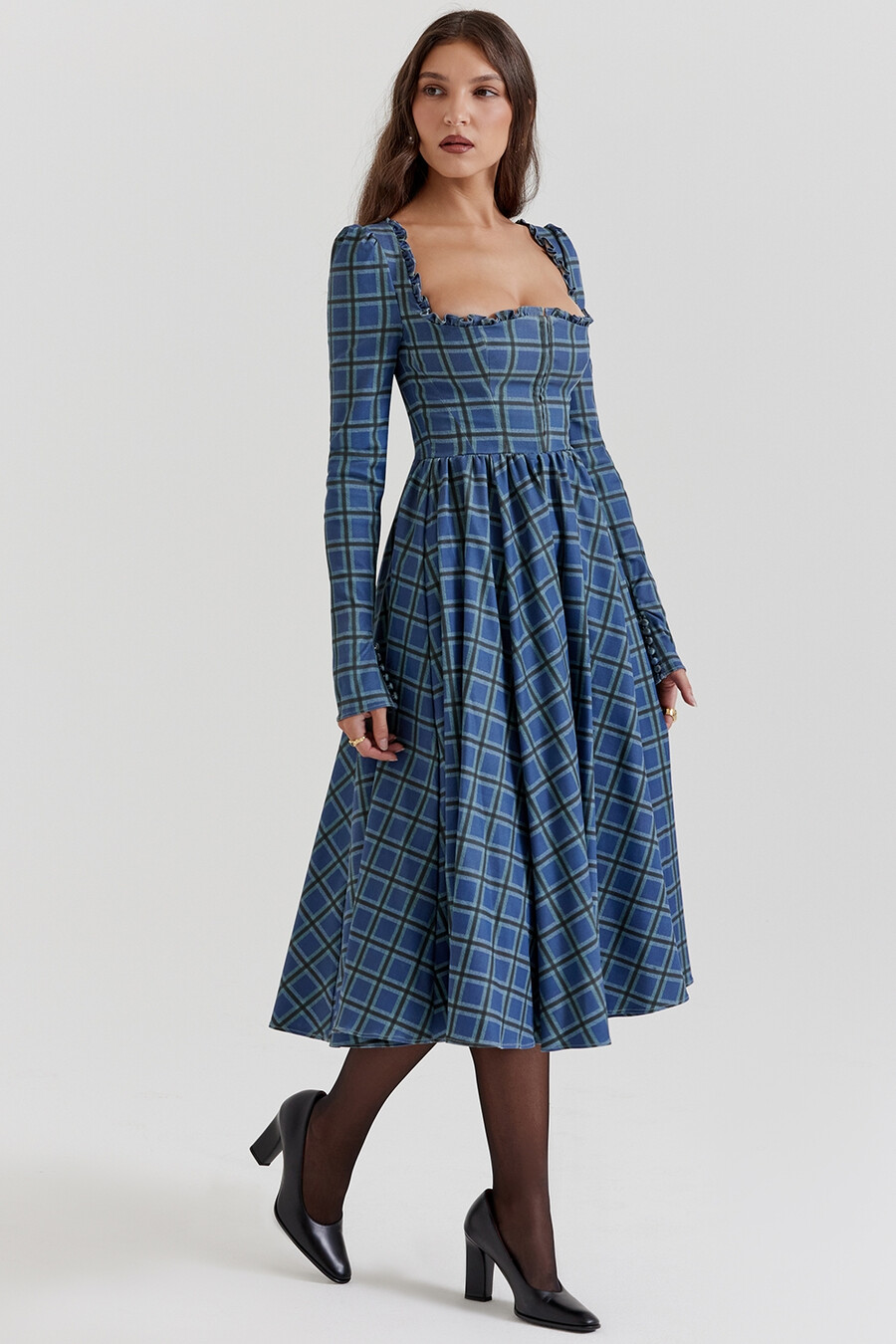 blaues tartan-midikleid
