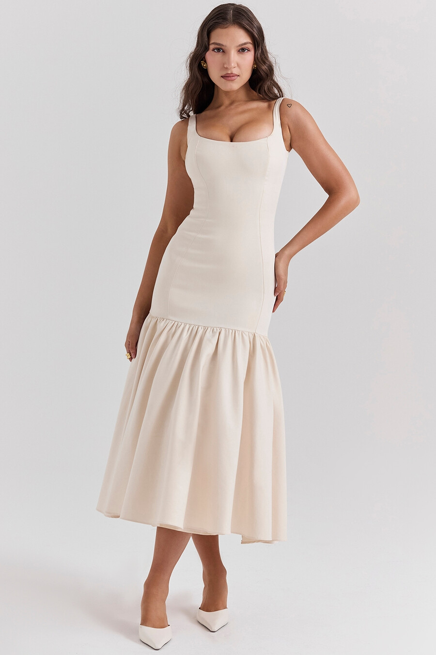 vintage-creme-midikleid mit tiefer taille