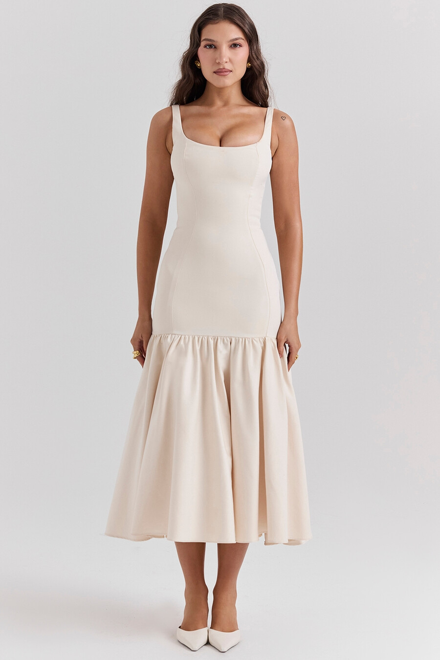 vintage-creme-midikleid mit tiefer taille