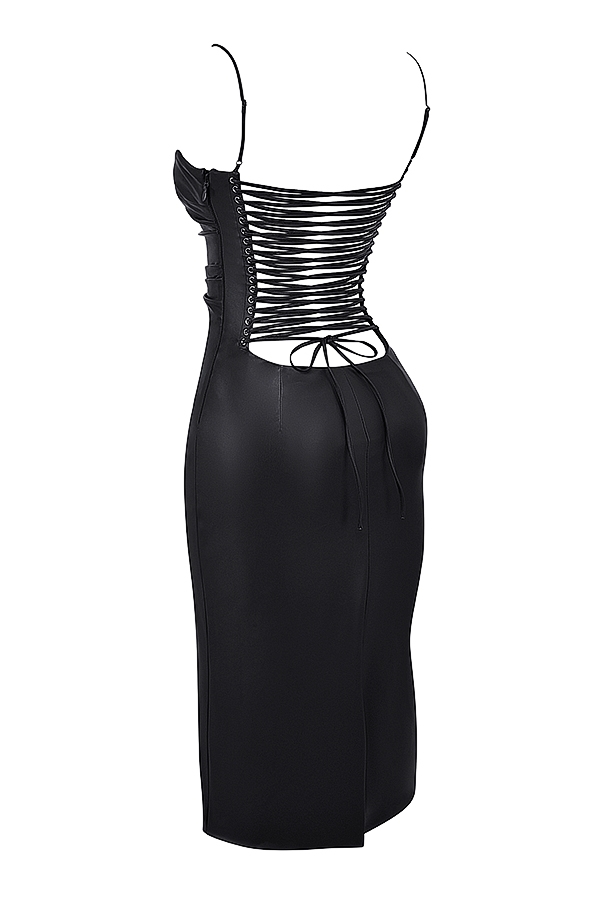 schwarzes kleid aus veganem leder mit schnürung am rücken