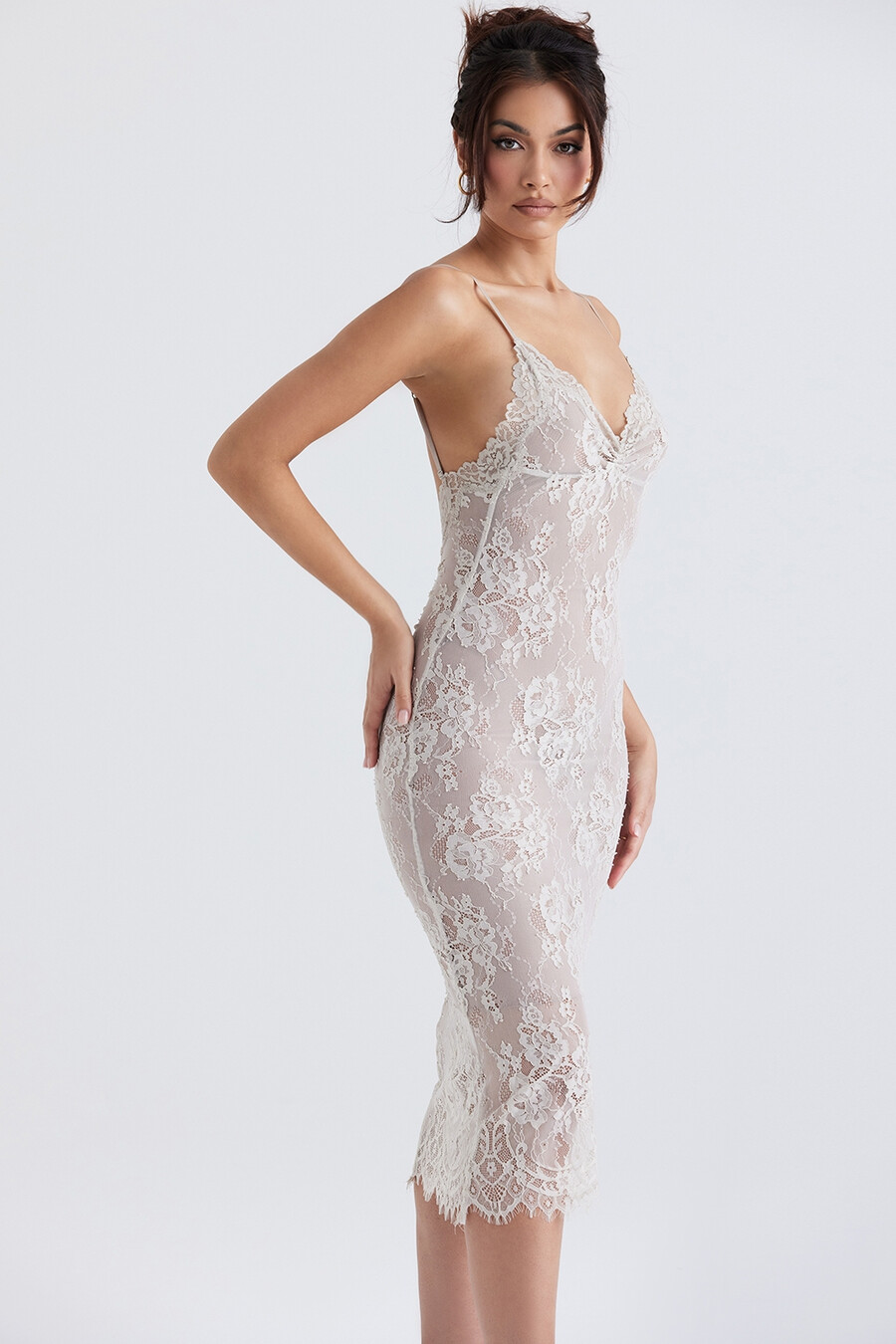 antikes elfenbeinfarbenes midikleid aus spitze