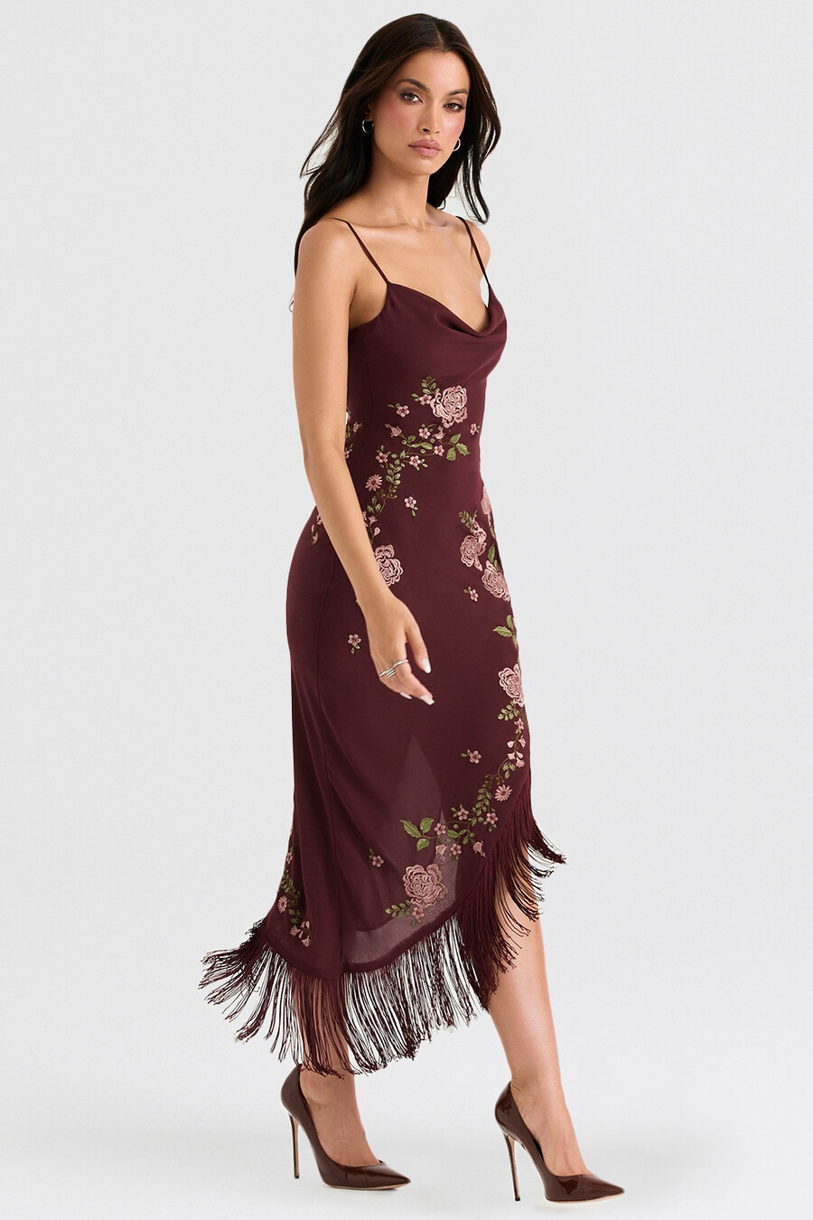 weinrotes besticktes midikleid