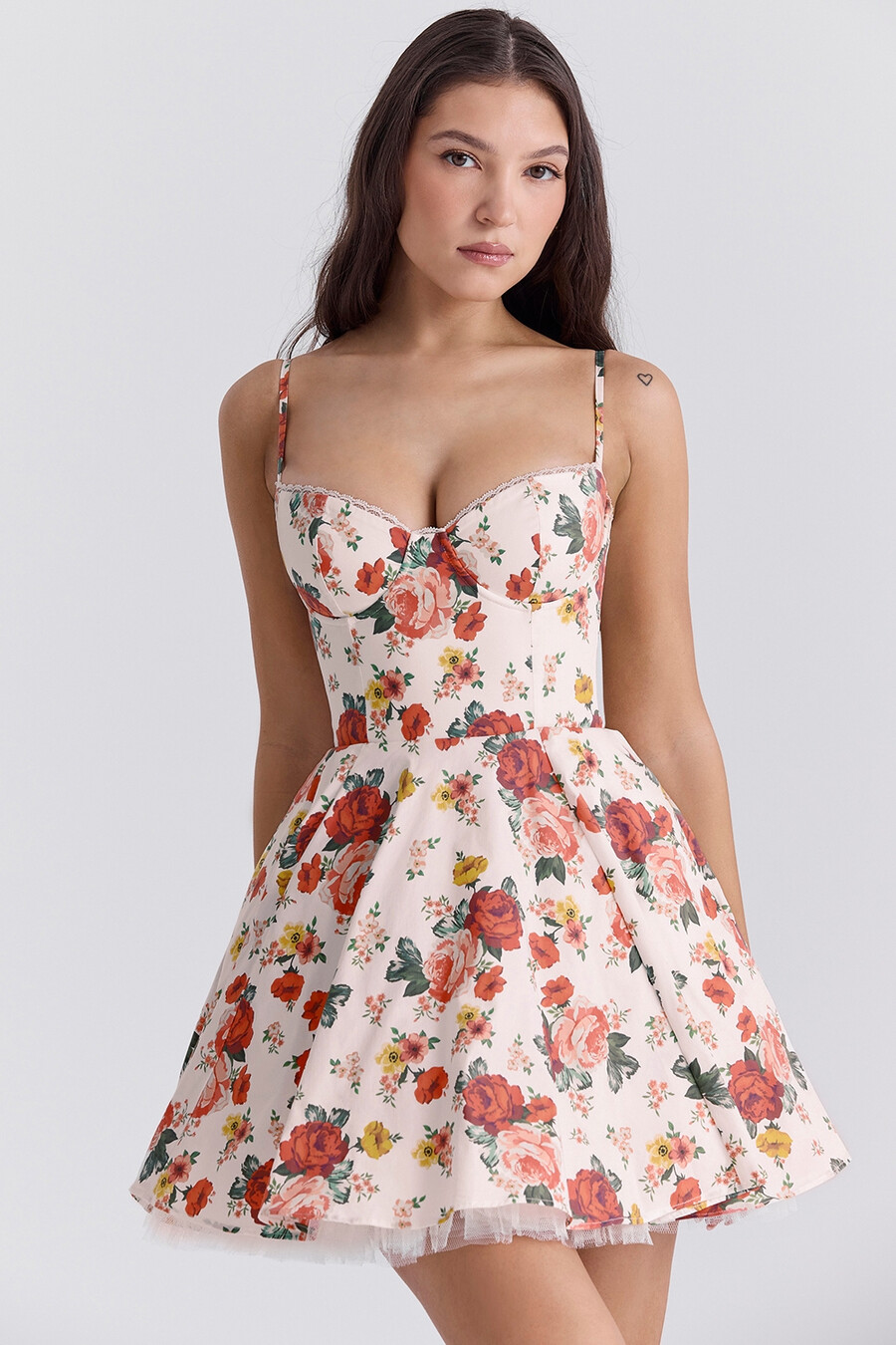 minikleid aus tüll mit italienischem rosenmuster