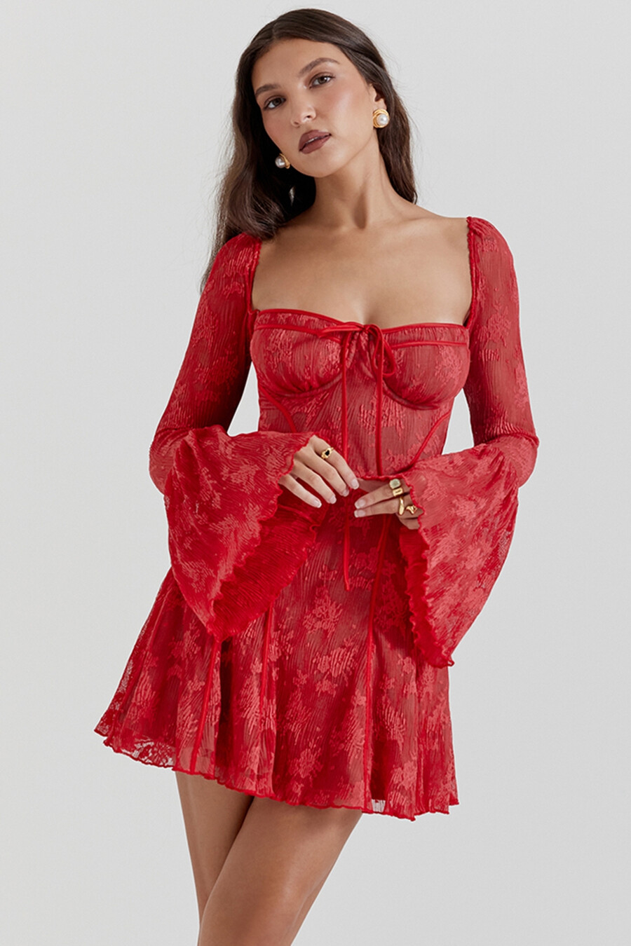 scharlachrotes spitzenkorsettkleid