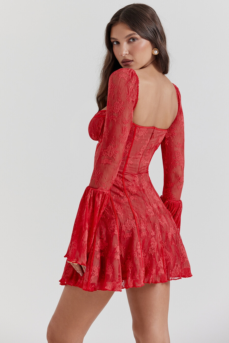 scharlachrotes spitzenkorsettkleid