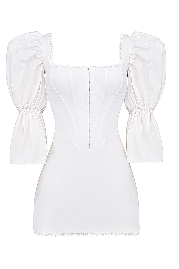 weißes korsettkleid mit puffärmeln