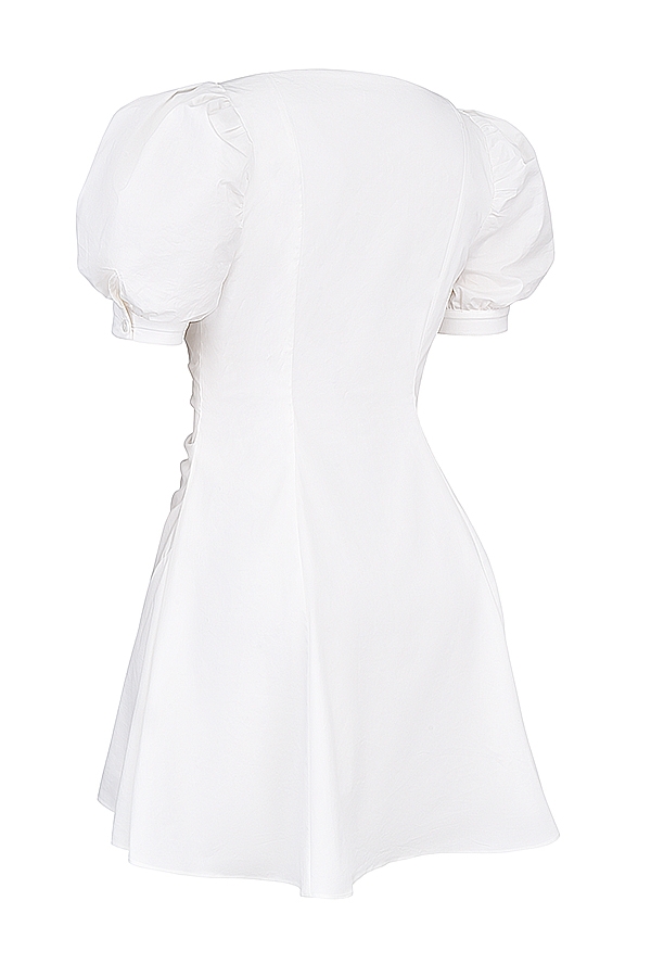 weißes minikleid mit puffärmeln