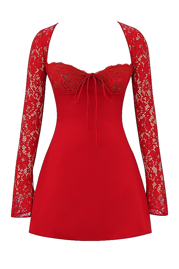 minikleid aus rotem satin und spitze