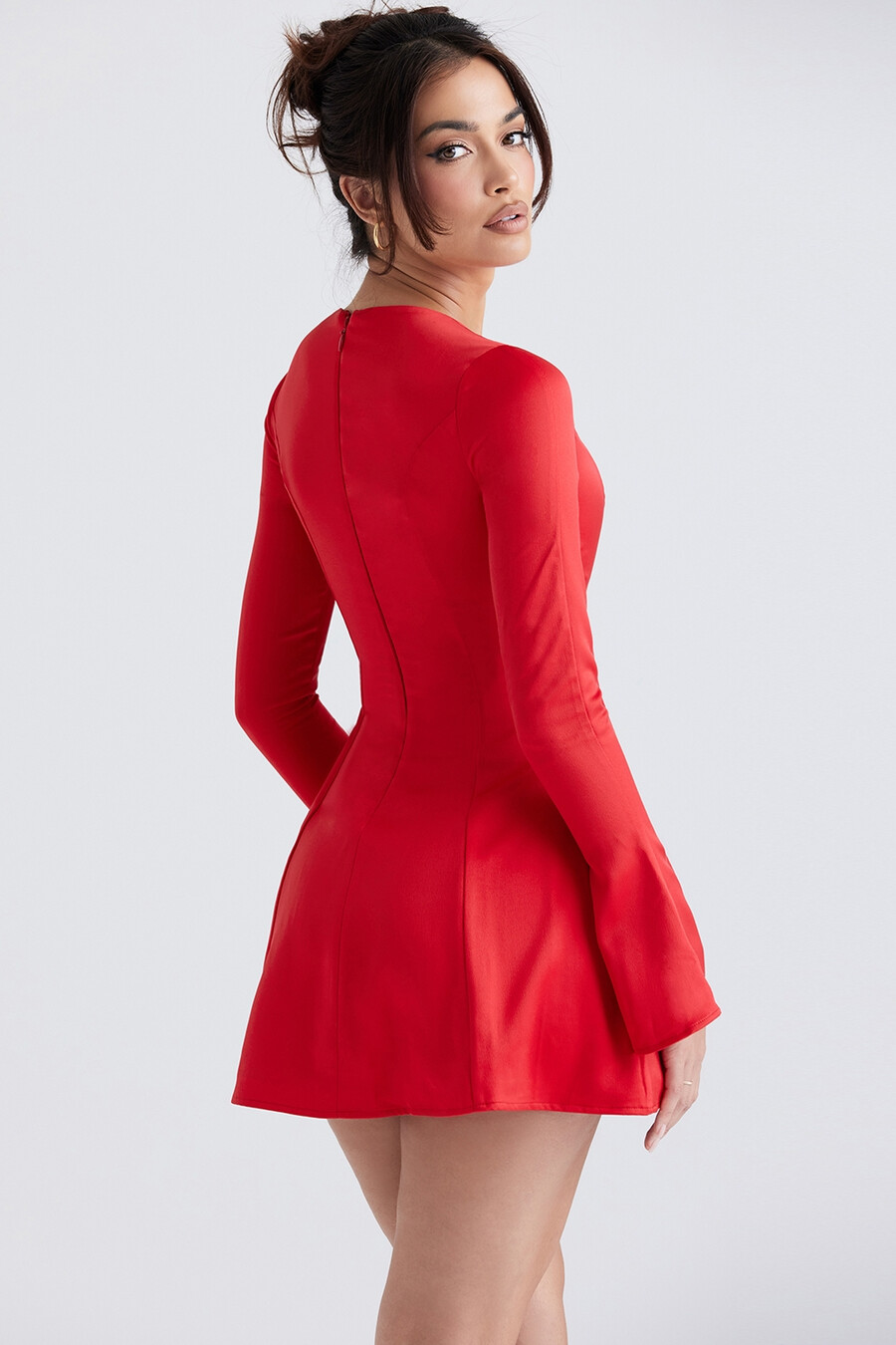 rotes satin-minikleid