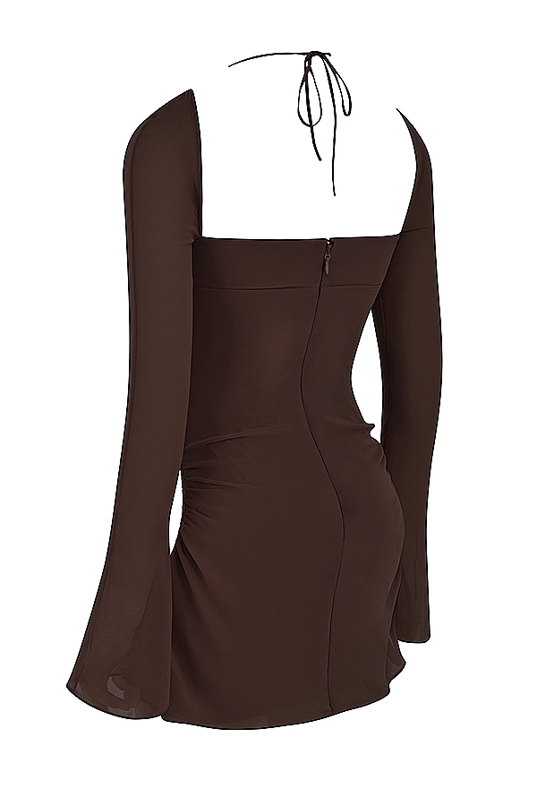 schokoladenbraunes chiffon-minikleid mit cut-out-halter-ausschnitt