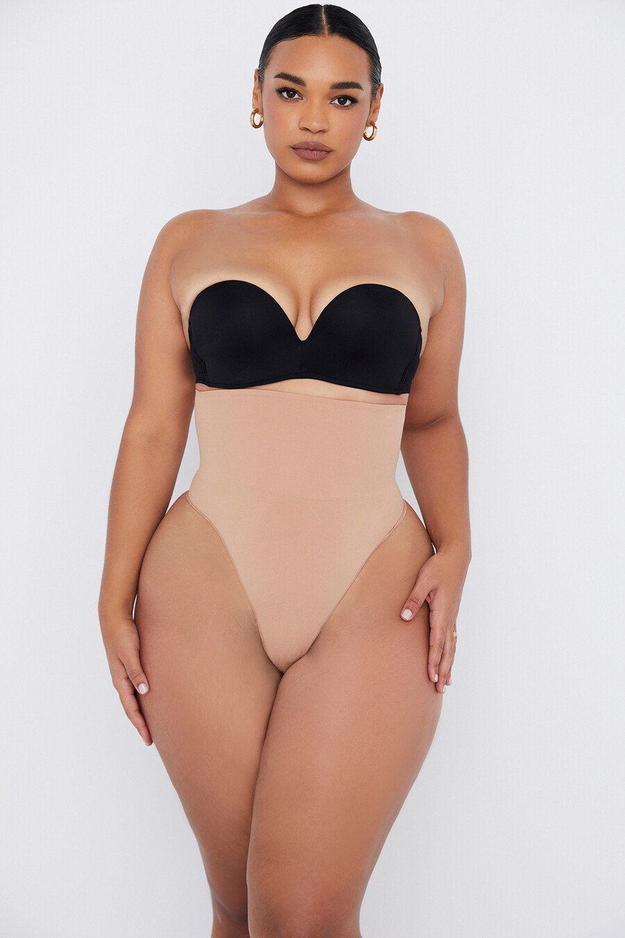 formender high-waist-tanga café au lait