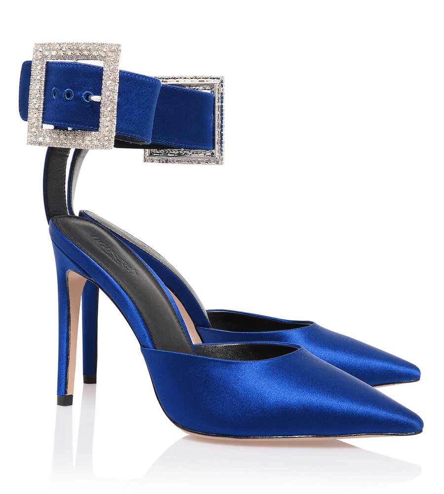 kobaltblaue pumps mit kristallschnalle