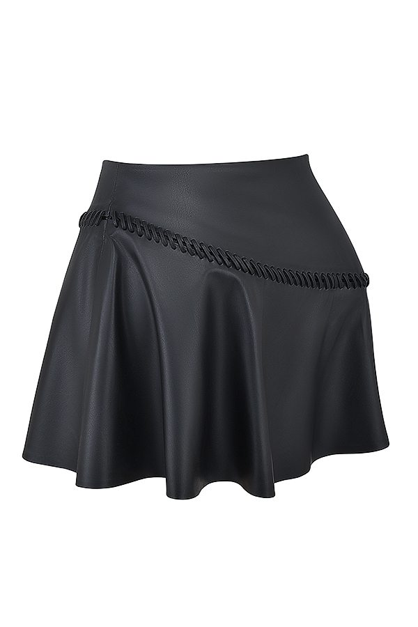 schwarzer minirock aus veganem leder