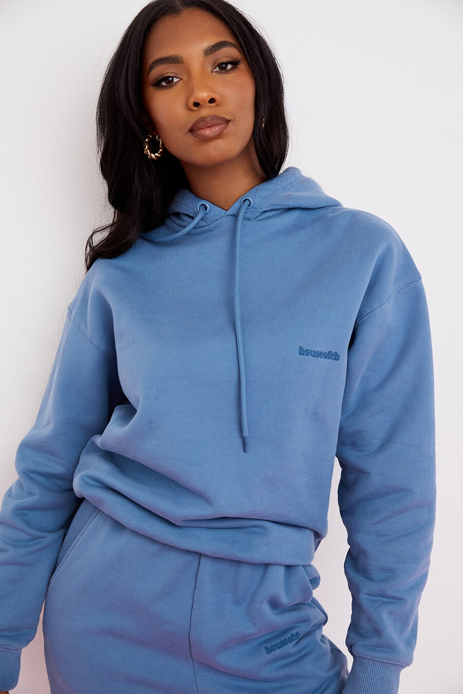 azurblauer oversize-hoodie