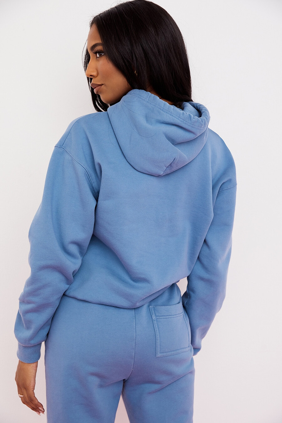 azurblauer oversize-hoodie