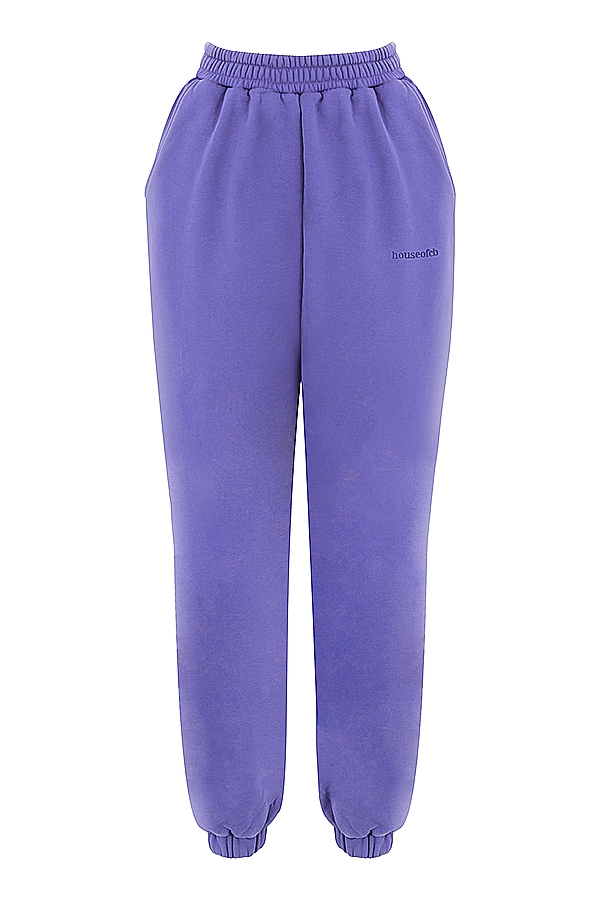lila jogginghose mit fleece-rücken
