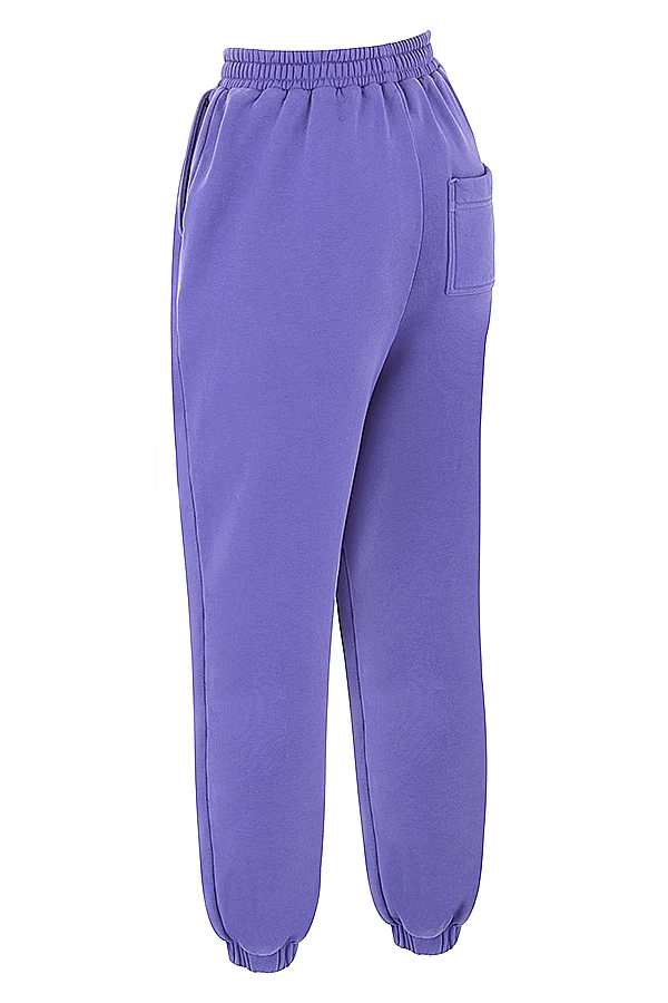 lila jogginghose mit fleece-rücken