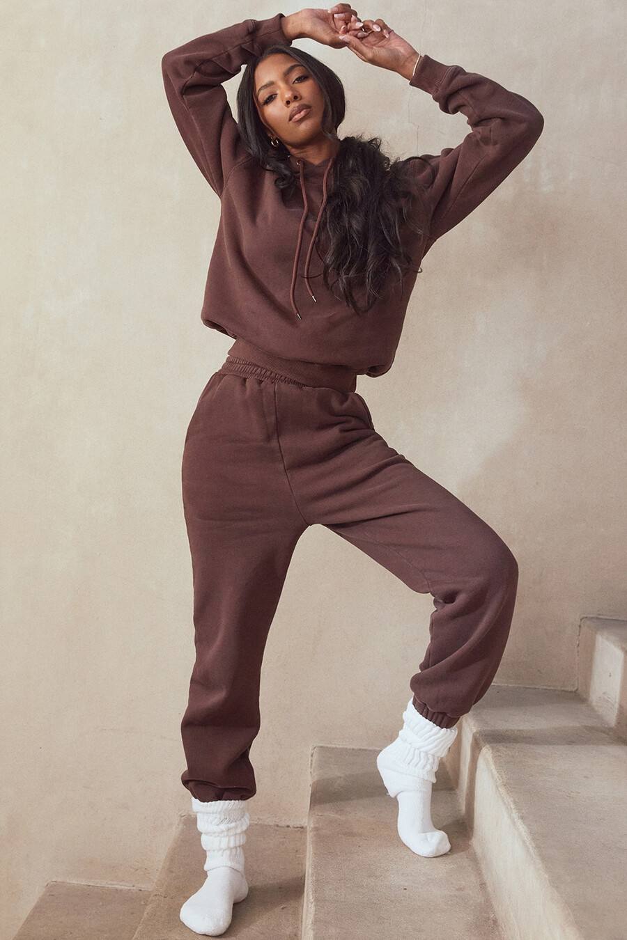 schokoladenbraune fleece-jogginghose