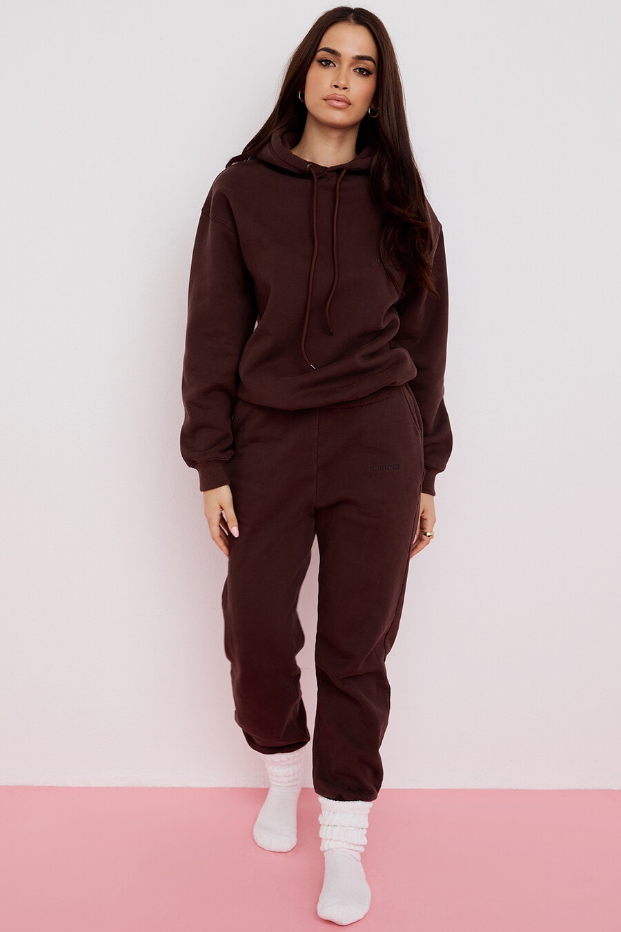 schokoladenbraune fleece-jogginghose
