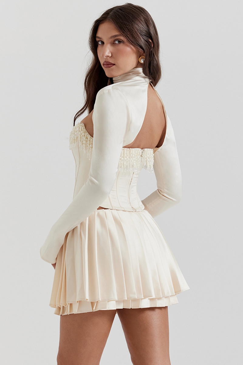 vintage-korsett aus cremefarbenem verziertem satin