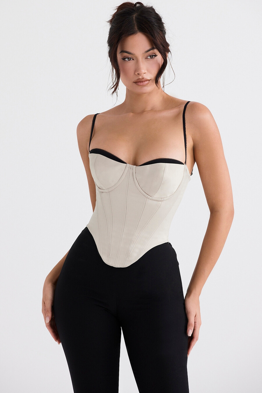 beige satin-bügelkorsett