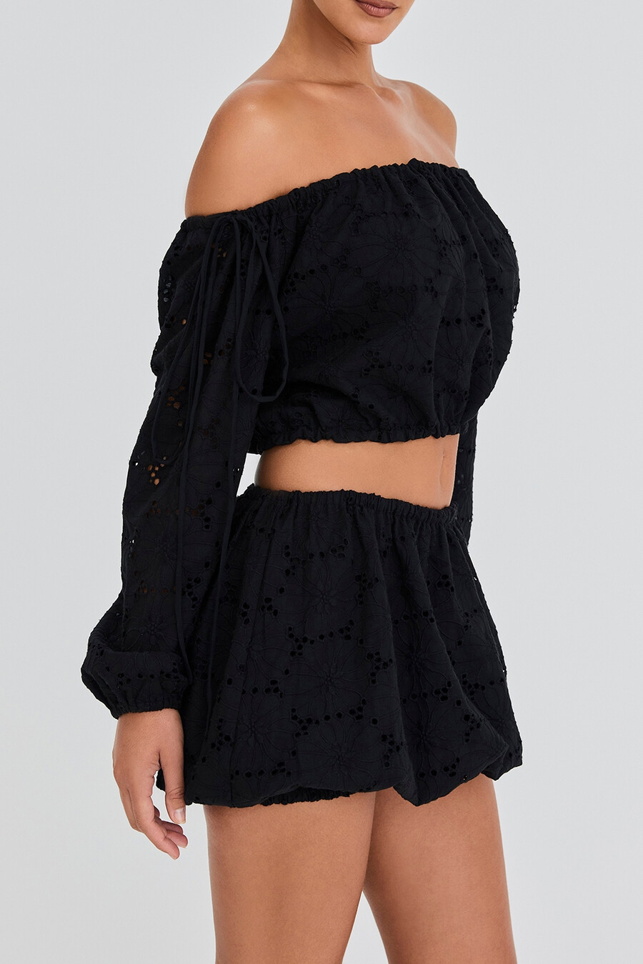 mistress rocks schwarzes schulterfreies baumwolltop mit broderie