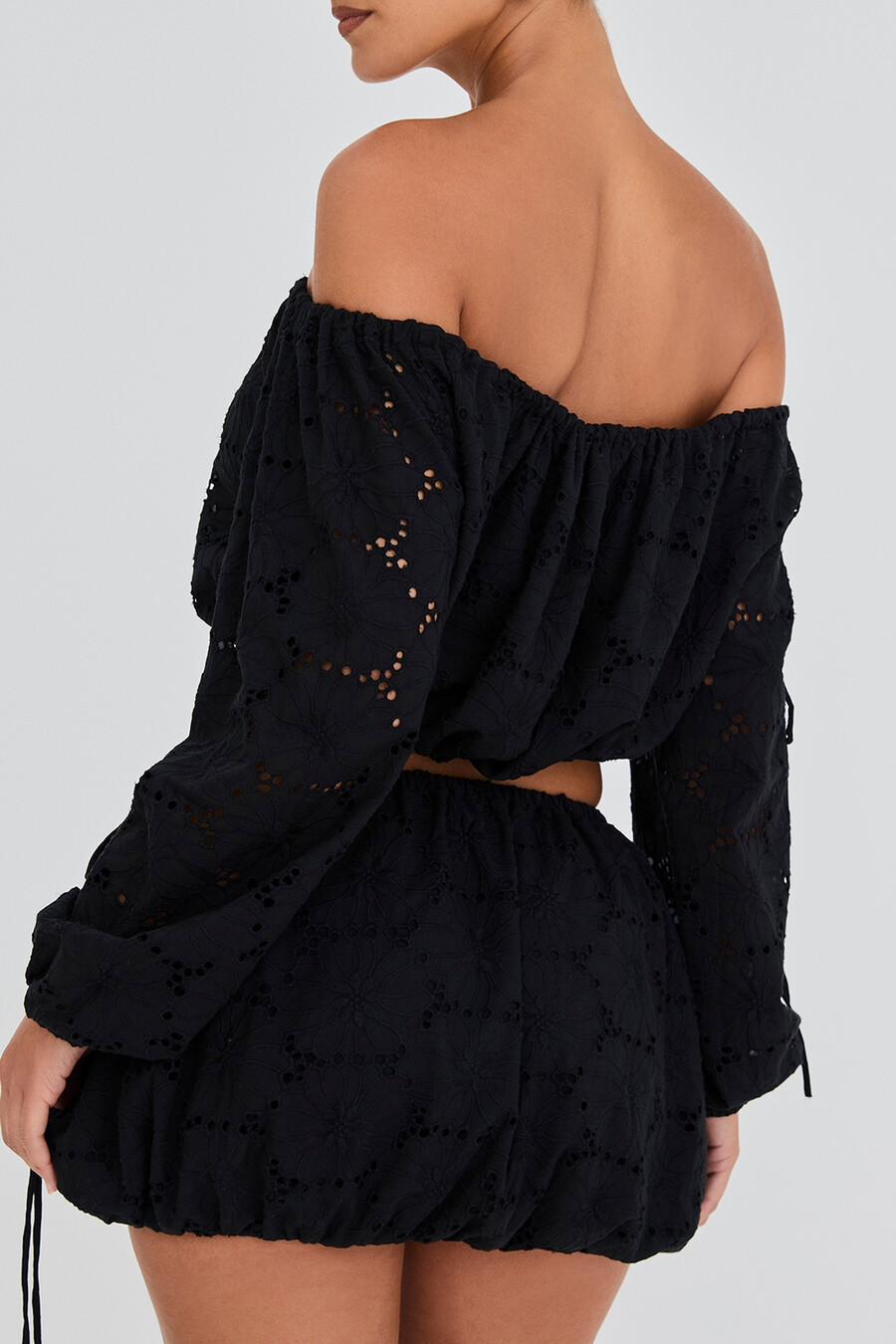 mistress rocks schwarzes schulterfreies baumwolltop mit broderie