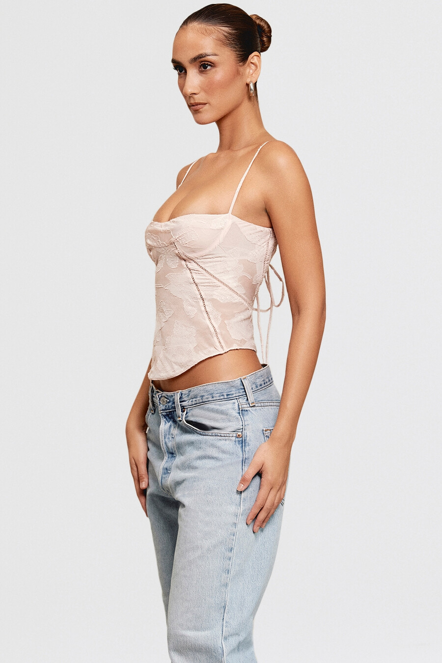 rosa camisole mit blumenmuster und spitze