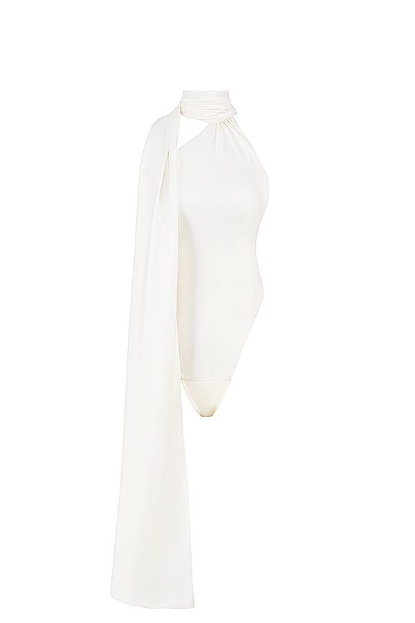 elfenbeinfarbener satin-body mit wickelkragen
