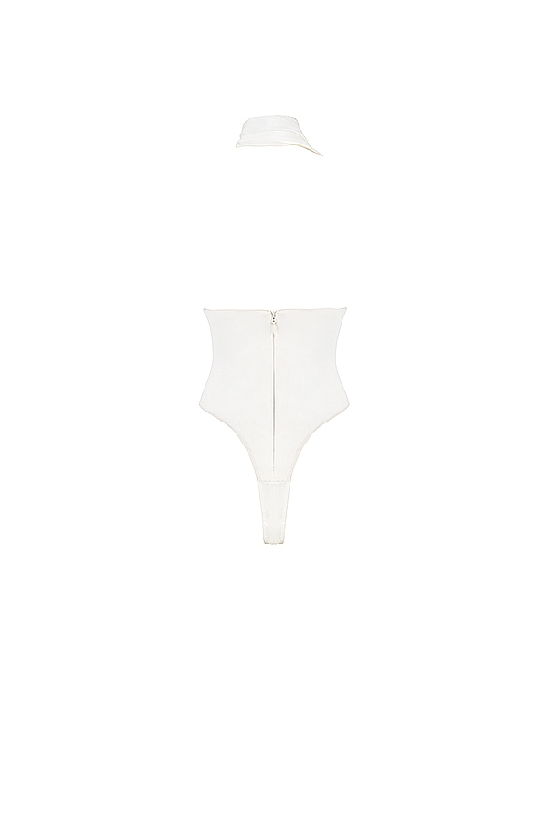 elfenbeinfarbener satin-body mit wickelkragen