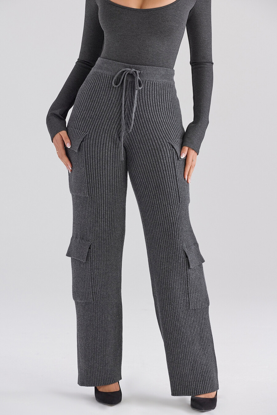 anthrazitfarbene strickhose