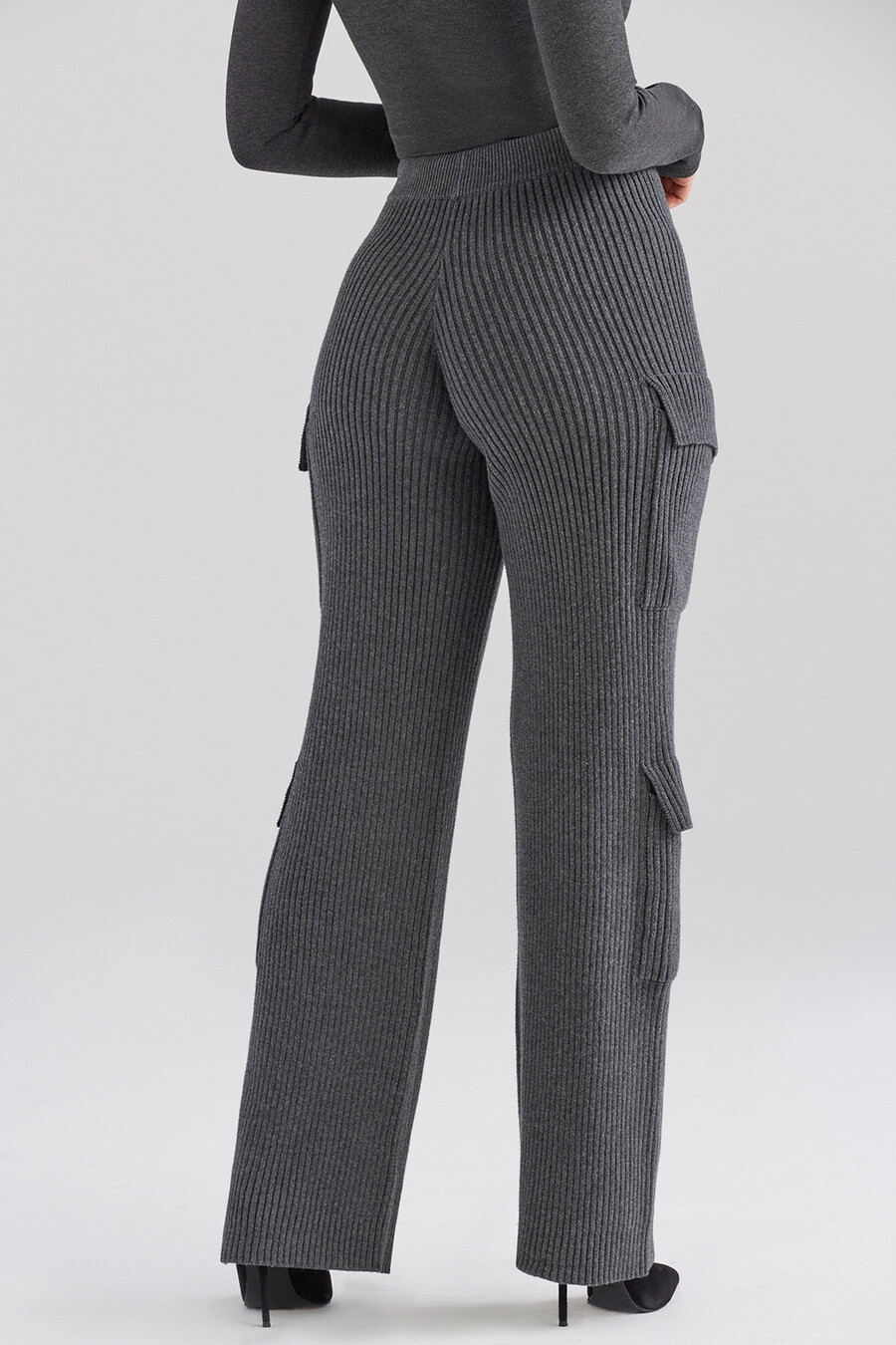 anthrazitfarbene strickhose