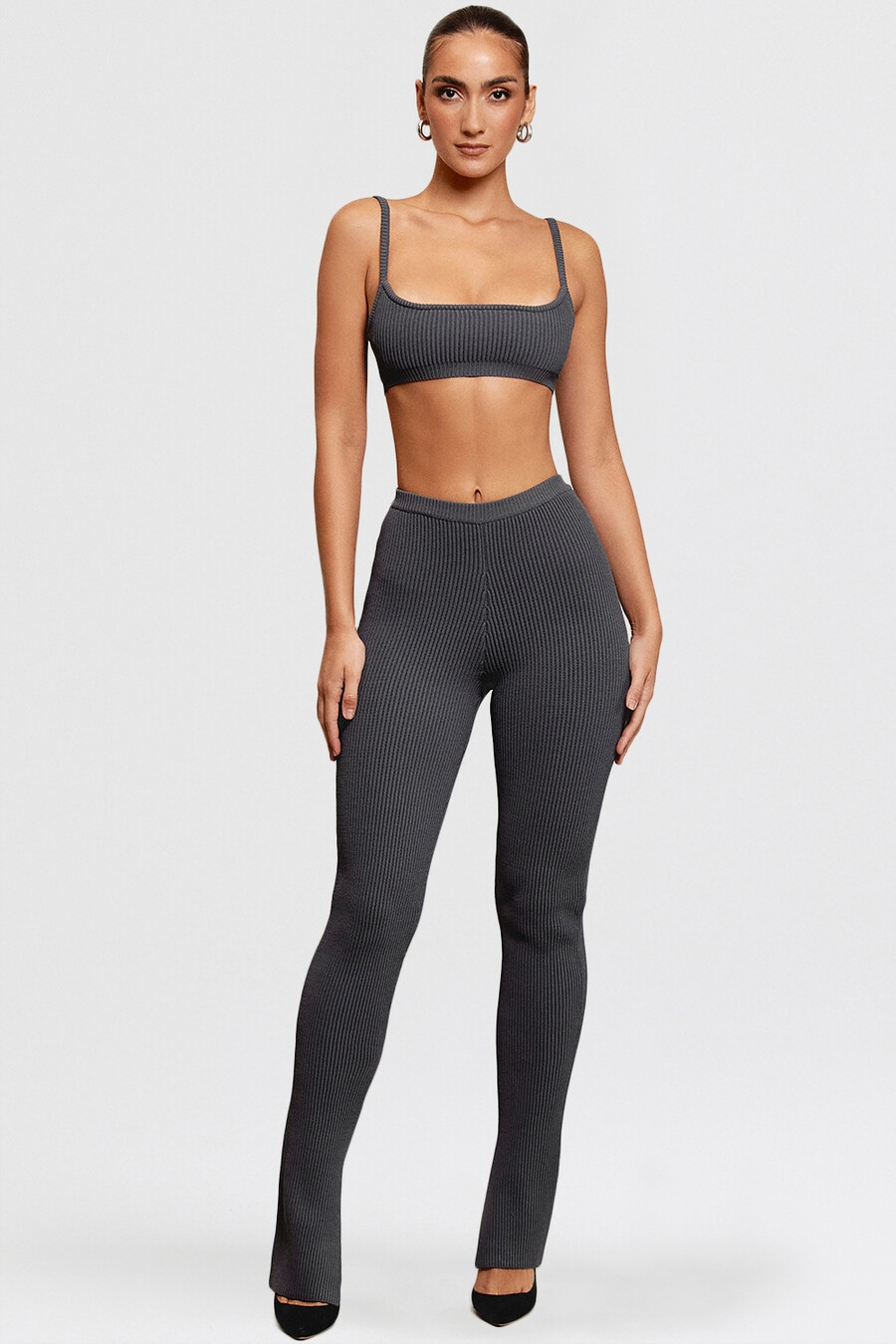 dunkelgraue leggings mit rippstrick