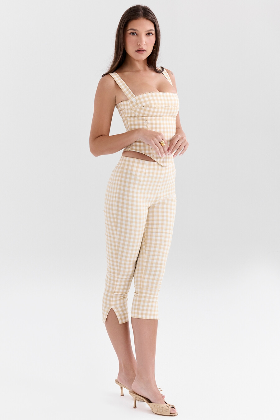caprihose mit gingham-muster