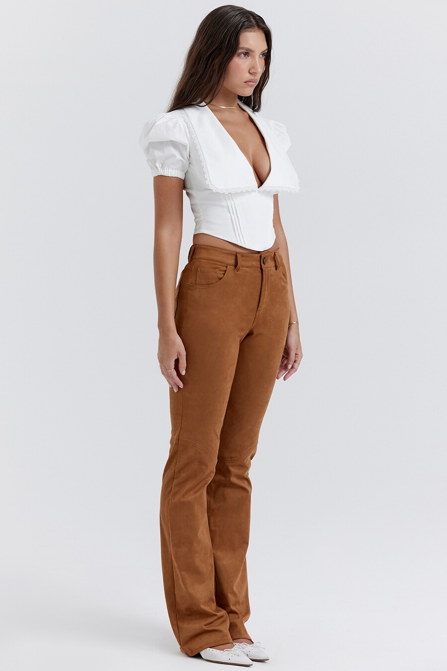 hellbraune vegane wildlederhose