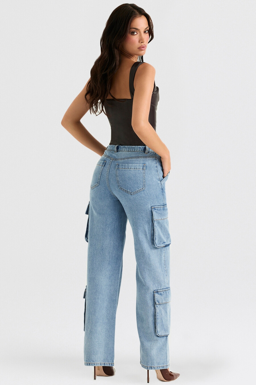 blaue gewaschene utility-jeans