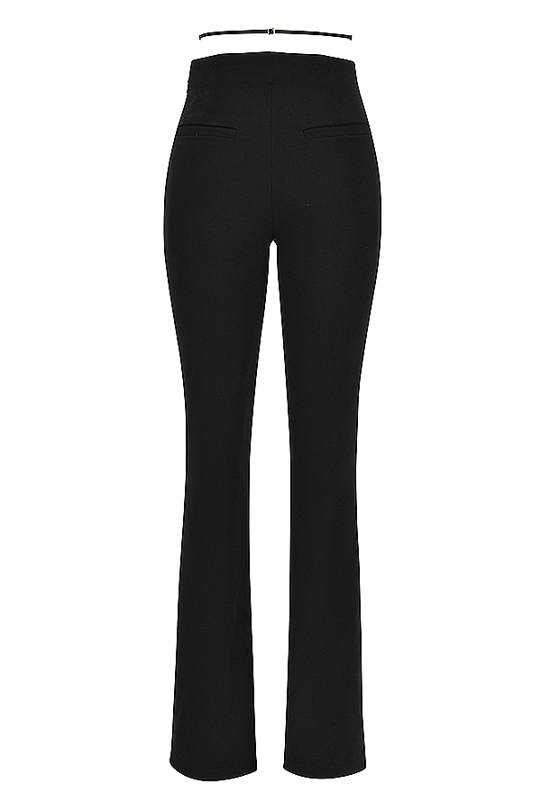 schwarze hose mit v-ausschnitt